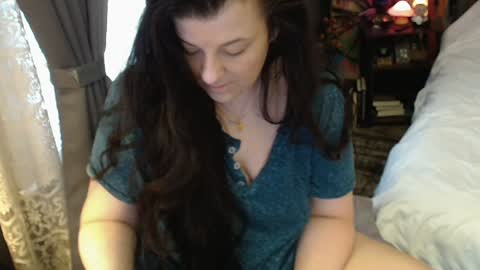 Snapshot of sentfrmheaven chatting on 5, 2, 2025 Tara online show from 5, 2, 2025