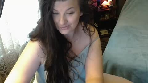 Snapshot of sentfrmheaven chatting on 4, 3, 2025 Tara online show from 4, 3, 2025