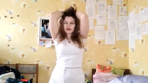 Snapshot of serafinayurick chatting on 1, 3, 2026 May online show from 1, 3, 2026