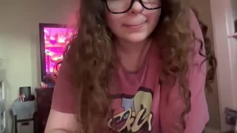 Snapshot of seraphinavelvet chatting on 24, 4, 2026 Seraphina online show from 24, 4, 2026