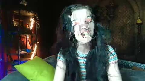 Seraphin Munster online show from 19, 12, 2025