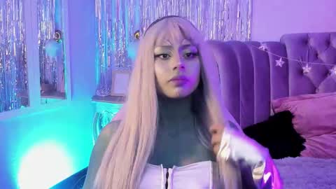 Snapshot of seren_bleck chatting on 1, 11, 2025 Seren Follow me online show from 1, 11, 2025