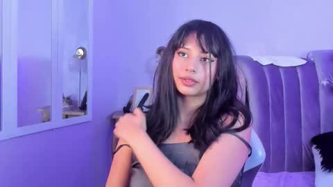 Snapshot of seren_bleck chatting on 8, 11, 2025 Seren Follow me online show from 8, 11, 2025