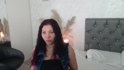 Snapshot of serena_houstonn chatting on 19, 6, 2026 Serena online show from 19, 6, 2026