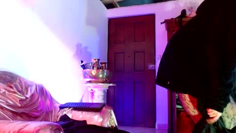 Snapshot of serena_xyz chatting on 2, 11, 2025 Serena Xyz online show from 2, 11, 2025