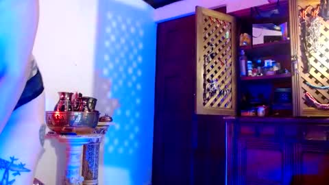 Snapshot of serena_xyz chatting on 3, 11, 2025 Serena Xyz online show from 3, 11, 2025