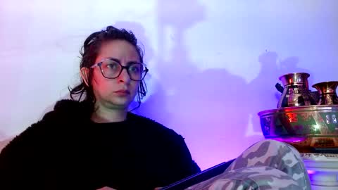 Snapshot of serena_xyz chatting on 15, 11, 2025 Serena Xyz online show from 15, 11, 2025