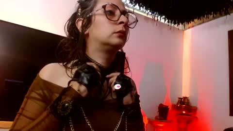 Snapshot of serena_xyz chatting on 19, 6, 2026 Serena Xyz online show from 19, 6, 2026