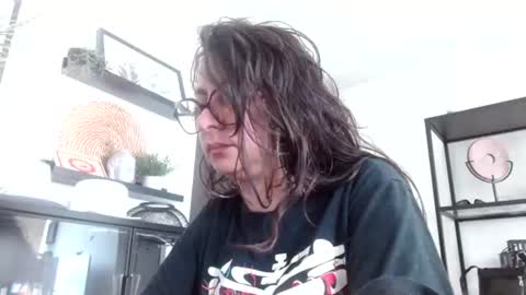 Snapshot of serena_xyz chatting on 4, 7, 2026 Serena Xyz online show from 4, 7, 2026