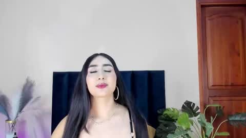 serenaaveline online show from 11, 11, 2025