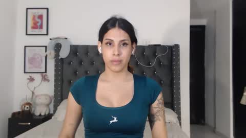 sararoussee online show from 6, 12, 2024