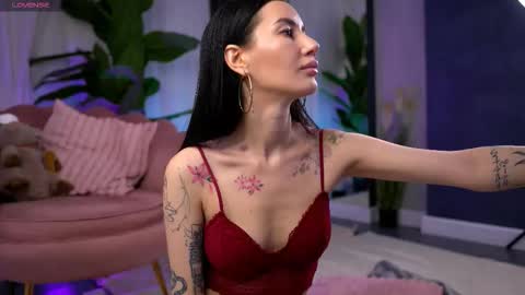 Serena online show from 11, 11, 2025