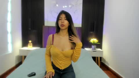 Snapshot of serene_waves chatting on 19, 12, 2024 Serene online show from 19, 12, 2024