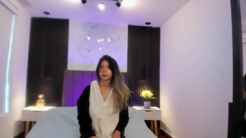Snapshot of serene_waves chatting on 19, 12, 2024 Serene online show from 19, 12, 2024