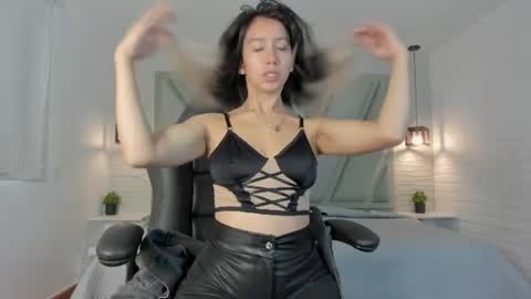 Serene online show from 14, 7, 2026
