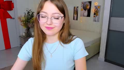 Ophelia online show from 10, 2, 2025