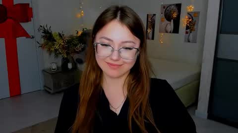 Ophelia online show from 7, 3, 2025