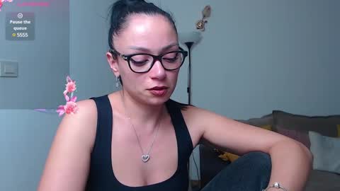 Snapshot of serenesophi chatting on 31, 1, 2025 SereneSophi online show from 31, 1, 2025