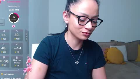 Snapshot of serenesophi chatting on 17, 2, 2025 SereneSophi online show from 17, 2, 2025