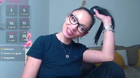 Snapshot of serenesophi chatting on 17, 2, 2025 SereneSophi online show from 17, 2, 2025