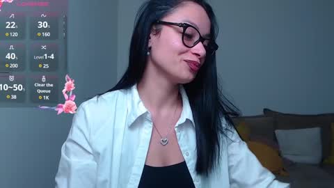 Snapshot of serenesophi chatting on 24, 2, 2025 SereneSophi online show from 24, 2, 2025