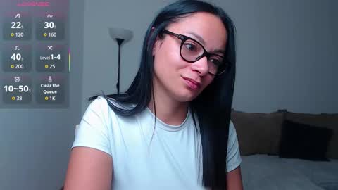 Snapshot of serenesophi chatting on 26, 11, 2025 SereneSophi online show from 26, 11, 2025