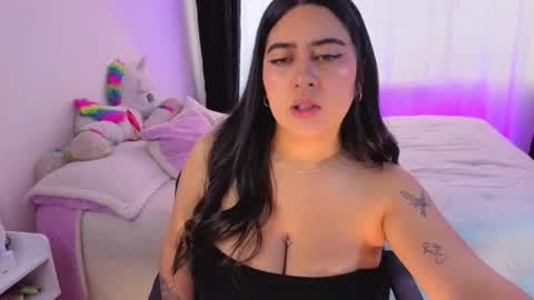 Snapshot of serenna_se chatting on 9, 2, 2026 Serenna Cruz online show from 9, 2, 2026