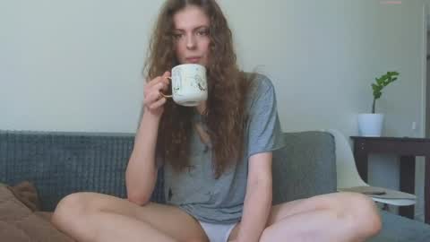 Hey Guys and Girls non-binary personalities  Im Sereta online show from 25, 5, 2026