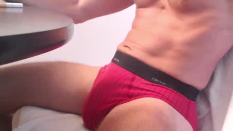 Snapshot of sergio_ch chatting on 9, 11, 2025 sergio_ch online show from 9, 11, 2025