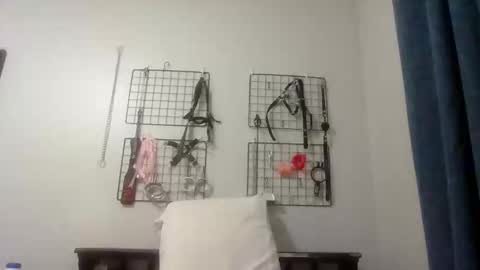 Servile Sarah online show from 29, 1, 2025