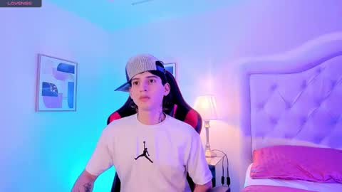 sett_and_gwen online show from 23, 2, 2025