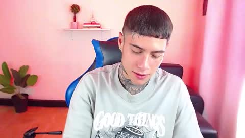 Snapshot of setthomas chatting on 7, 11, 2025 Thomas online show from 7, 11, 2025