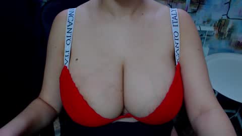 seu_cute online show from 16, 2, 2025