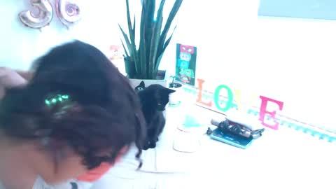 samy online show from 24, 9, 2025