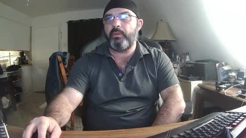 Seven online show from 6, 2, 2025