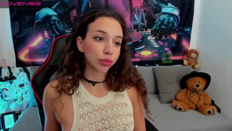 Leyila Johnnyn online show from 4, 12, 2024