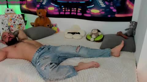 Leyila Johnnyn online show from 19, 2, 2025