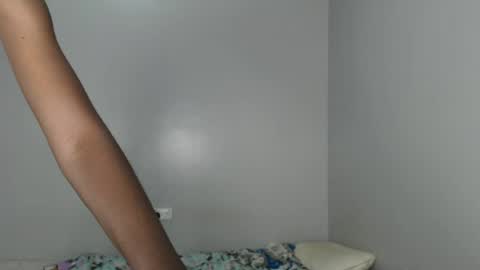 petite baby online show from 14, 6, 2026