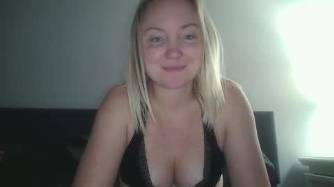 Snapshot of sexiirose22 chatting on 7, 2, 2025 Rose online show from 7, 2, 2025