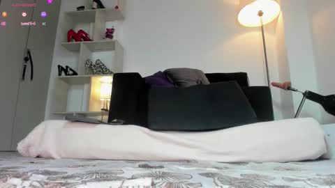 Snapshot of sexirose_19 chatting on 17, 10, 2025 Rosa online show from 17, 10, 2025