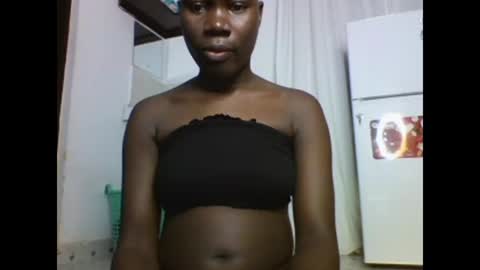 Snapshot of sexqueen02 chatting on 6, 2, 2025 sexqueen02 online show from 6, 2, 2025