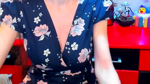 sexqueen1111 online show from 25, 2, 2025