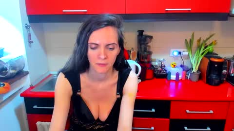 sexqueen1111 online show from 9, 3, 2025