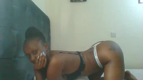 Snapshot of sexsy_sally chatting on 21, 12, 2024 sexsysally online show from 21, 12, 2024