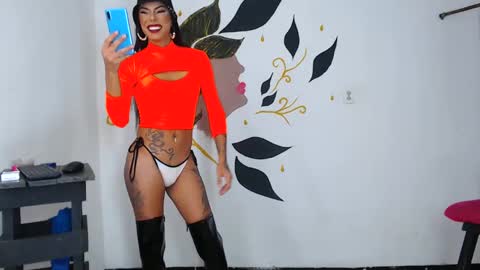 Snapshot of sextshotlati chatting on 9, 3, 2025 thiago online show from 9, 3, 2025