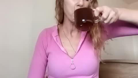 Snapshot of sexualangel chatting on 18, 2, 2025 Verona online show from 18, 2, 2025