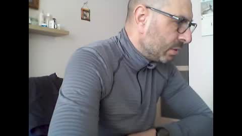 Snapshot of sexualman1900 chatting on 19, 2, 2025 sexualman1900 online show from 19, 2, 2025