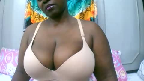 sexxi_ebony online show from 12, 11, 2025