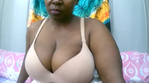 sexxi_ebony online show from 24, 11, 2025