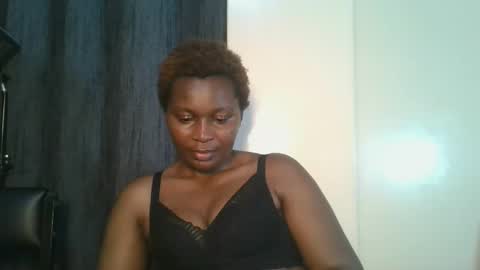 sexxy_amira online show from 29, 10, 2025